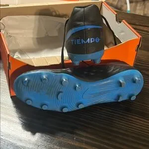 Nike Black and Blue Athletic Shoes for Speed and Agility Men main image 3